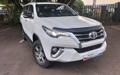 Toyota Fortuner 2.4 GD-6 4X4 A/T SUV 2018