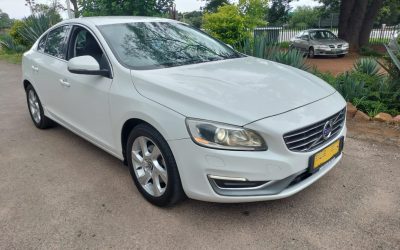 2015 Volvo S60 Excel Momentum Geartronic Drive E