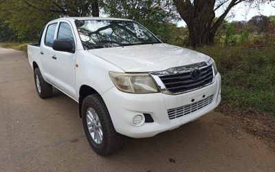 2013 Toyota Hilux 2.5 D-4D SRX 4×4 P/U D/C