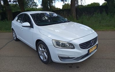 2015 Volvo S60 T5 Excel / Momentum