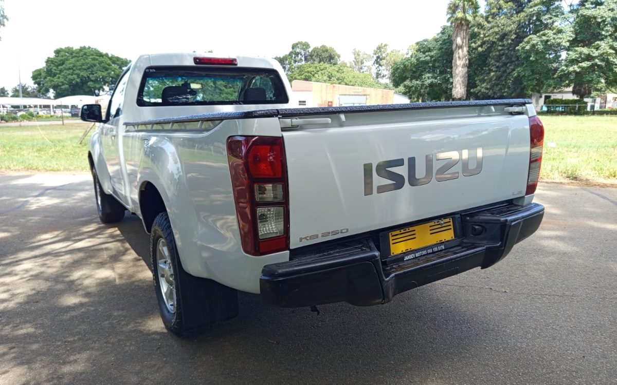 WhatsApp Image 2026-03-10 at 09.17.19