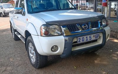 2013 Nissan Hardbody NP300 2.4i HiRider